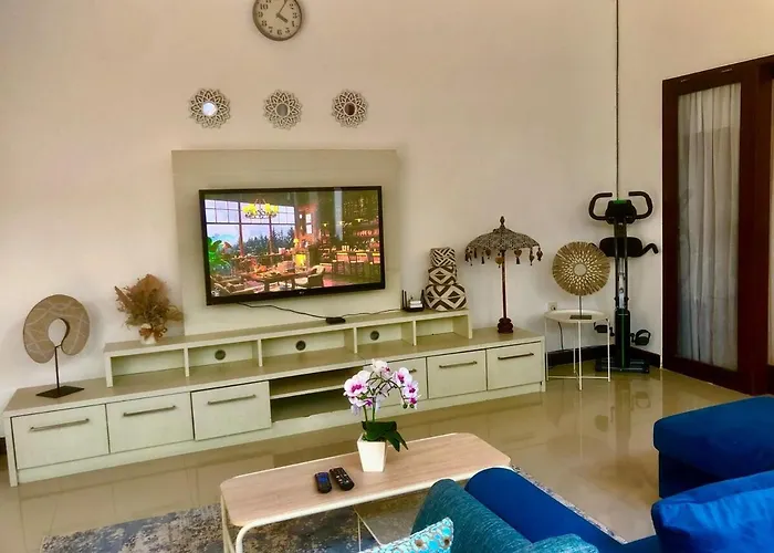 Adels 3 Bedrooms Seminyak